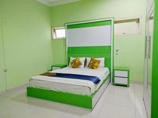 Radio Backpacker Guesthouse Syariah - 9