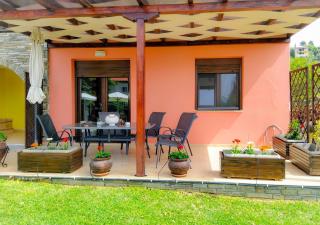 Sunday's Family House/Apartment - Nikiti - 4
