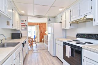 Hidden Harbour -- 306 Ocean View Parkway - 1