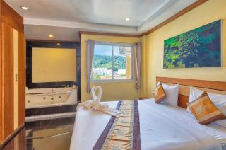TJ Patong Hotel - Otop Shopping Paradise - Patong Beach - 3