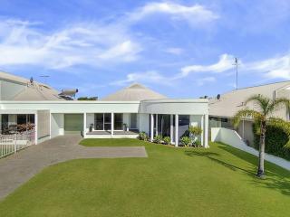 Busselton Beach House with WiFi - Busselton - 9