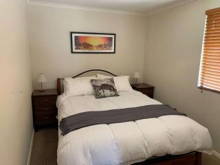 Sundowner Cabin - Broadwater - 2