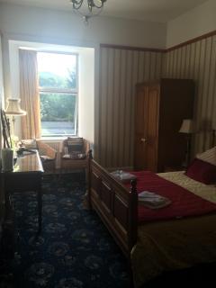 Broom Lodge - 1
