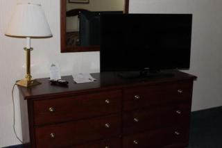Days Inn by Wyndham Grayling - Grayling - 1