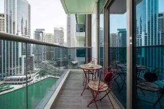 Luton Vacation Homes - Modern & Lake view 1BR , MBL Residence, Jumeirah Lake Towers - Dubai - 9