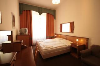 Brezina Pension - Prague - 9