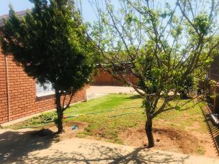 Tulo Bed and Breakfast - 1