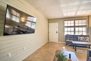 Coastal Clearwater Condo Half Mile to Beach! - Clearwater Beach - 6