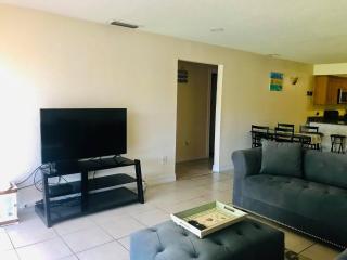 Spacious Condo close to Siesta - Sarasota - 6