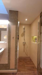 Hochwertiges Penthaus mit großer Dachterrasse in ruhiger Stadtlage - 2