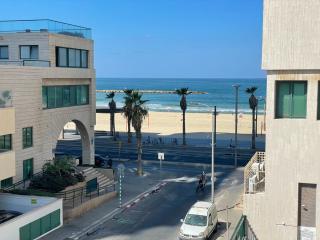 Miraks HaRav Kuk - Tel Aviv - 0