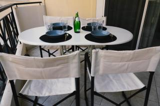 Spacious apartment close to the sea and the city center - Atene - 3