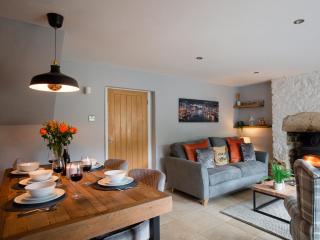 Hillside Cottage - 4