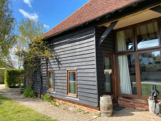 The Hop Barn - Staplehurst - 4