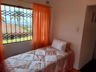 2 Bedroom Residential Home, along the coast. - Durban - 4