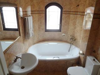 Central Exclusive Apartment/Penthouse - Bitola - 3