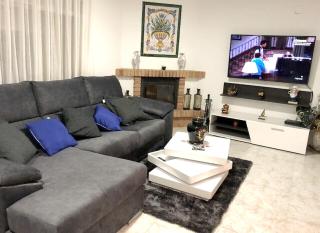 Spacious villa in Olocau with private pool and garden - Olocau - 7