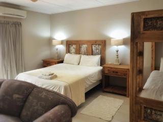 Louvre Guesthouse - Bothaville - 1