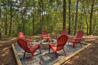 Blue Ridge Cabin Hot Tub, Fire Pit and Grill! - Blue Ridge - 9