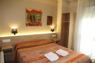 Hostal Acella - 4