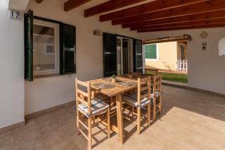 Apartamento con piscina y playa - 1
