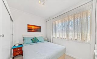 Island Villas Accommodation Unit 4-108 Arcadia Drive Shoalwater - 2