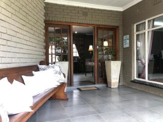 Louvre Guesthouse - Bothaville - 1