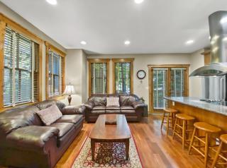 Ridge Street Chalet B townhouse - 3