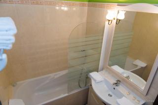 Hotel Camille - 8