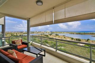 Skyline Luxury 5 Star Condo - Maho Reef - 3