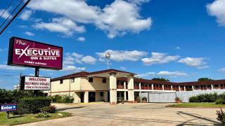 Executive Inn and Suites Houston - Houston - 9