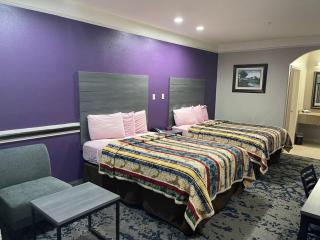 Scottish Inn and Suites Alvin - 9