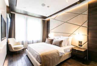 Truth Touch of Luxury - Belgrado - 1