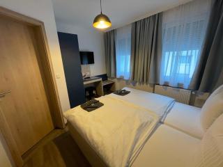 Hotel Central City Hbf Nürnberg - Nuremberga - 2