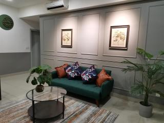 HIJAU Geniehome 2BR1studio Free 99mbps WIFI and Carpark at Utropolis Shah Alam - Shah Alam - 0