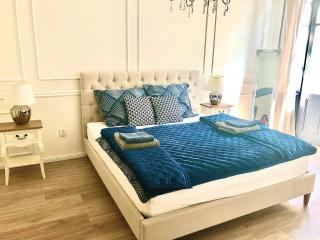 dFive New Stylish Lux Apartment at the Centre - 8