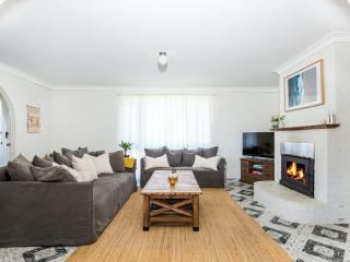 Whitewash I Pet Friendly I 5 Mins Walk to Beach - Callala Beach - 0