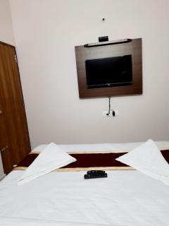 Hotel Royal Suites - Yeshwanthpur - 6