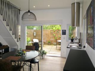 Duplex contemporain terrasse extérieure parking - 0