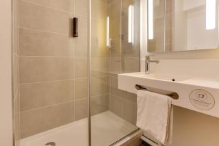 B&B HOTEL Reims Croix Blandin - 1