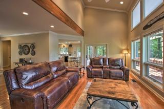 Dock and Kayaks Lakefront Hot Springs Home - 6