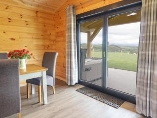 Bacheiddon Log Cabin - 3