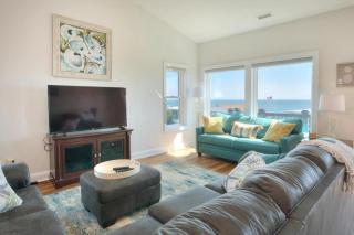 SEA La Vie - Oak Island - 1