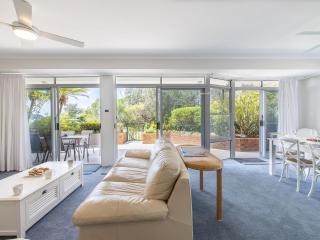 Albacore 1 12 Ondine St Nelson Bay - Nelson Bay - 2