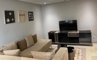 Lac Palace Luxury Apartment-2 Bdr - 8