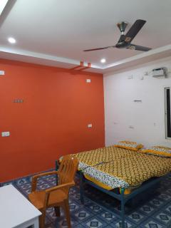 Officer's guest house and dormitory - Cuddapah - 3