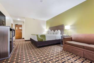 Quality Inn Lincoln Cornhusker - Lincoln - 1