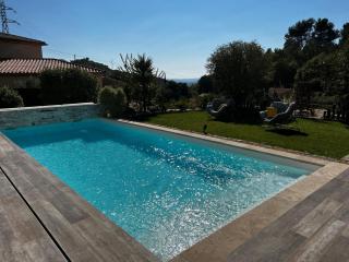 Suite romantique Le temps d'un Instant Loveroom Hammam jacuzzi piscine - Villeneuve - 2