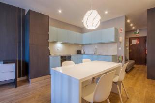 408 Galé Center Apartamento Wi-Fi, estacionamento - Porto - 4