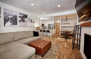 St Anton Wooded View 1-Bedroom Condos with Complimentary Hot Drinks - 8